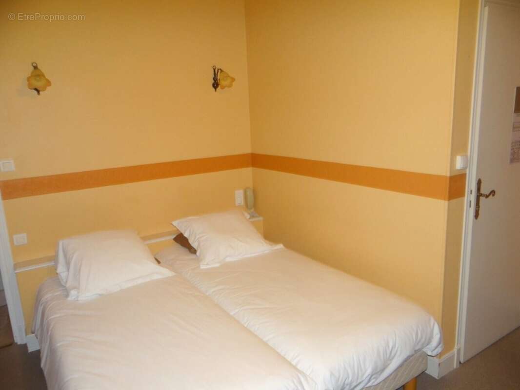 Dpt Allier (03), à vendre ESTIVAREILLES Hôtel - Restaurant -Bar ( licence 4 ) 10 minutes de Montluçon - photo 21