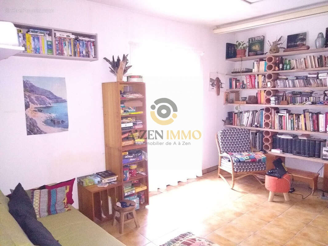 Maison à SECONDIGNY