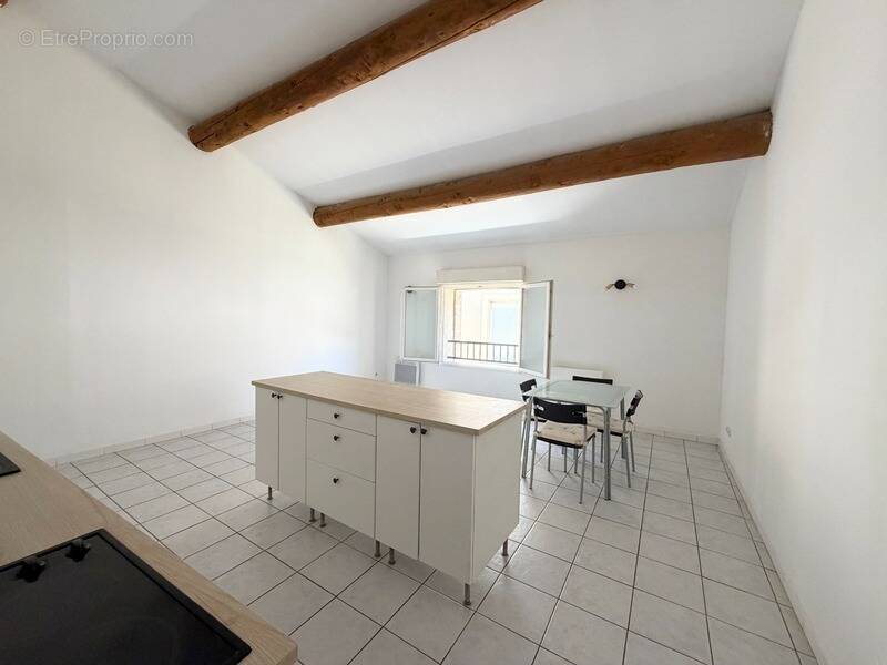 Appartement à SALON-DE-PROVENCE