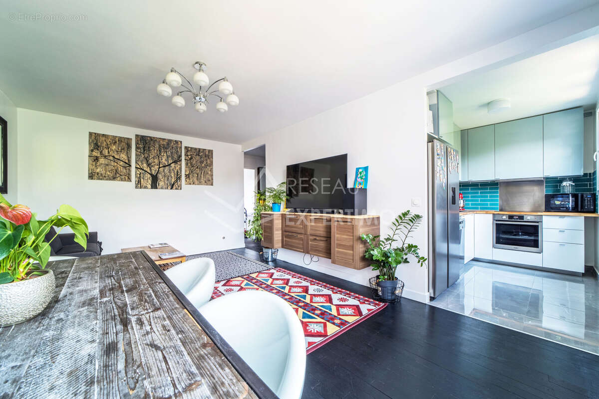 Appartement à ENGHIEN-LES-BAINS