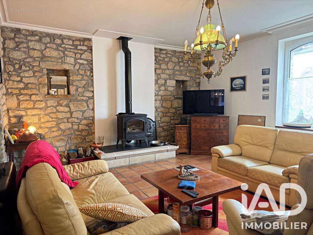 Maison 137 m² à Locmiquelic  - photo 5