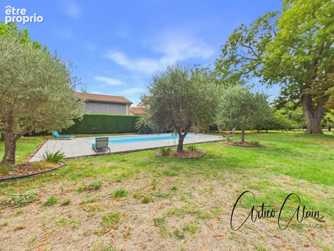 Maison bourgeoise XIXᵉ – 331 m² – appartement indépendant – piscine - photo 19