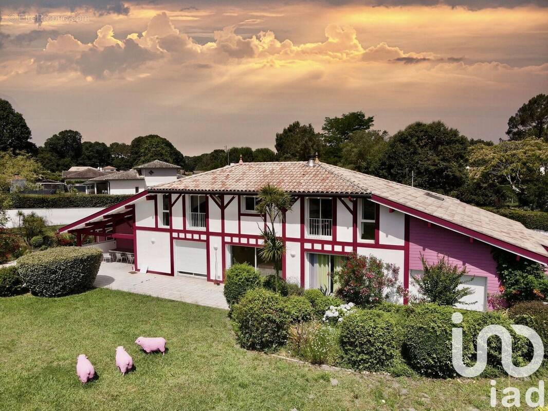 Photo 1 - Maison à SAUBION