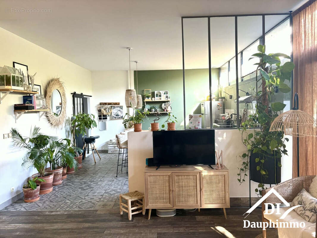 Maison à ROMANS-SUR-ISERE