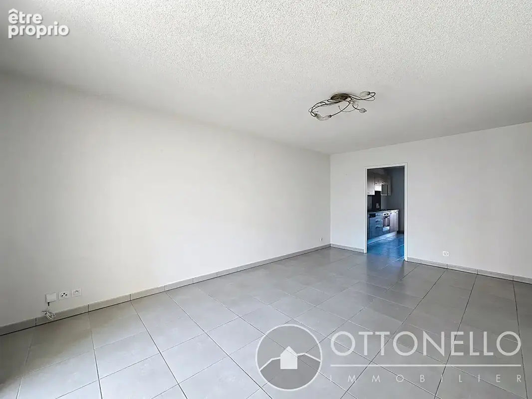 Appartement Roquebrune Sur Argens 3 pièces 72,70 m2 avec terrasse et garage en sous-sol - photo 5