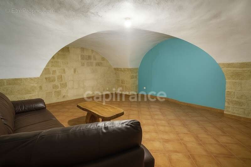 Maison à SAINT-GILLES