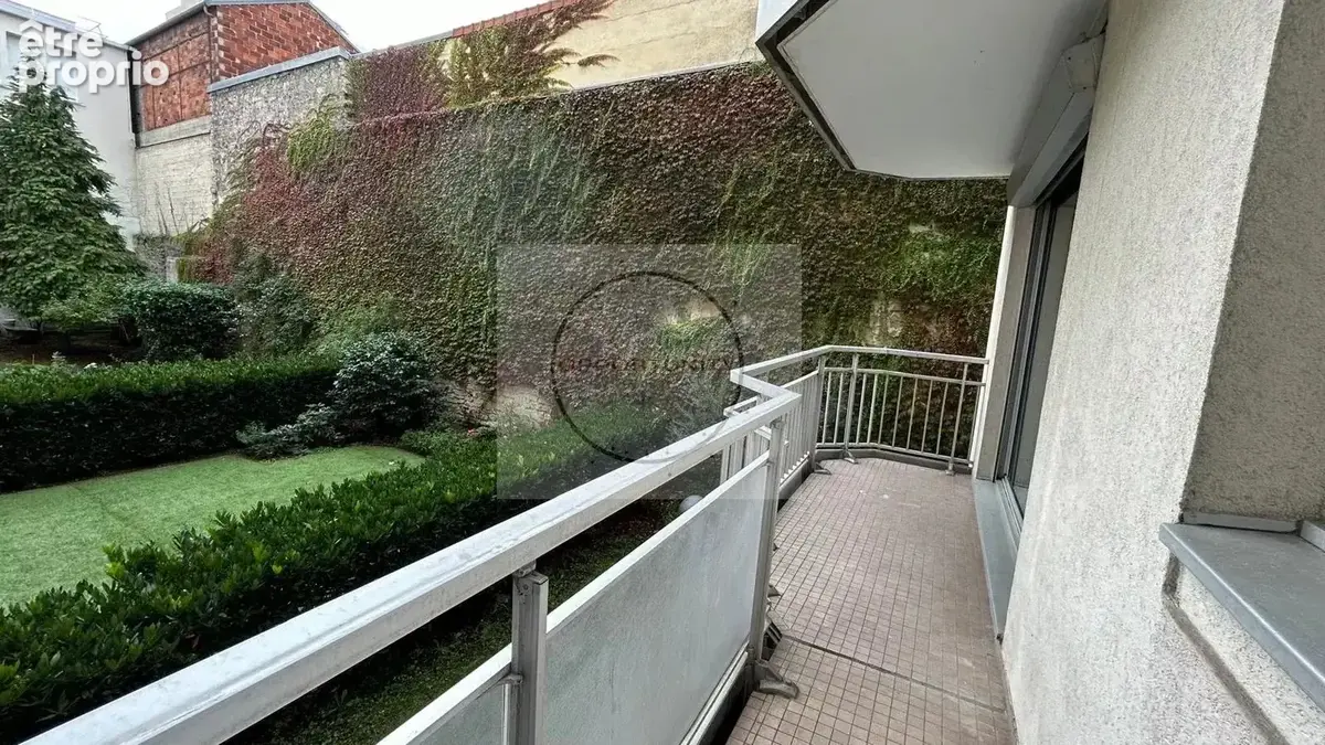 Appartement 4 pièces 92 m² à vendre à Paris-20e (75020) - photo 2