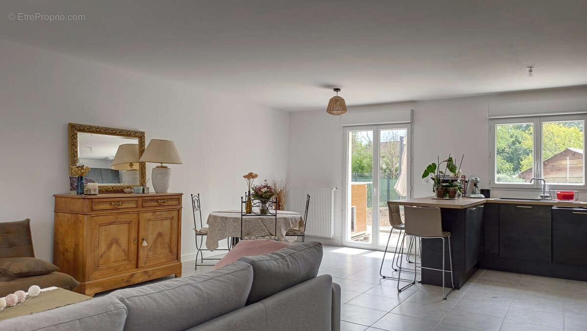 Maison à JOUY-LE-POTIER