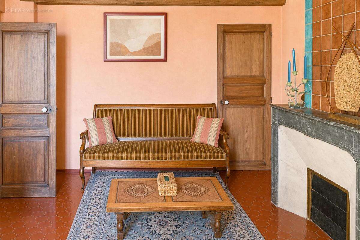 Maison à TAVERNES