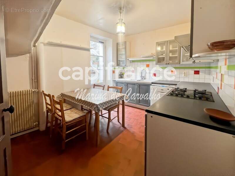 Maison à NEAUPHLE-LE-CHATEAU