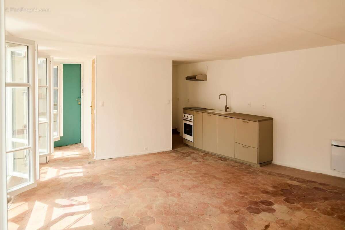 Appartement à PARIS-7E