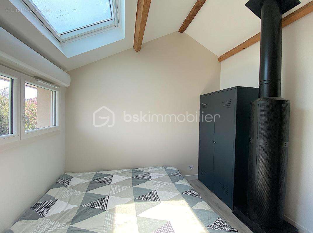 Maison à LE HAILLAN