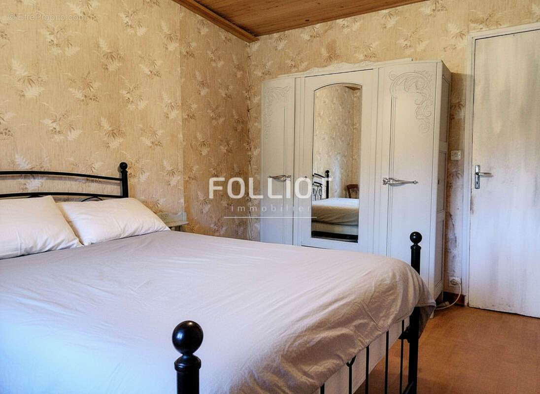 Maison à LA ROCHELLE-NORMANDE