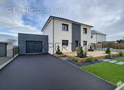 Maison à FONTAINE-ETOUPEFOUR