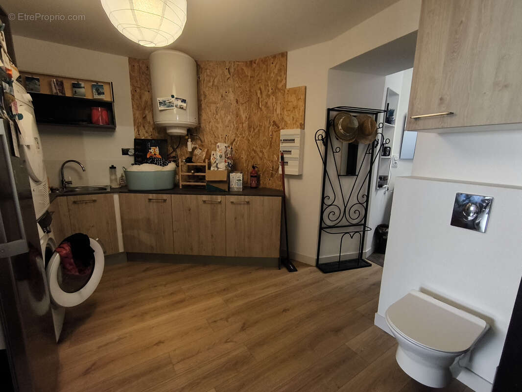 Maison à SAINT-LAURENT-DE-LA-CABRERISSE