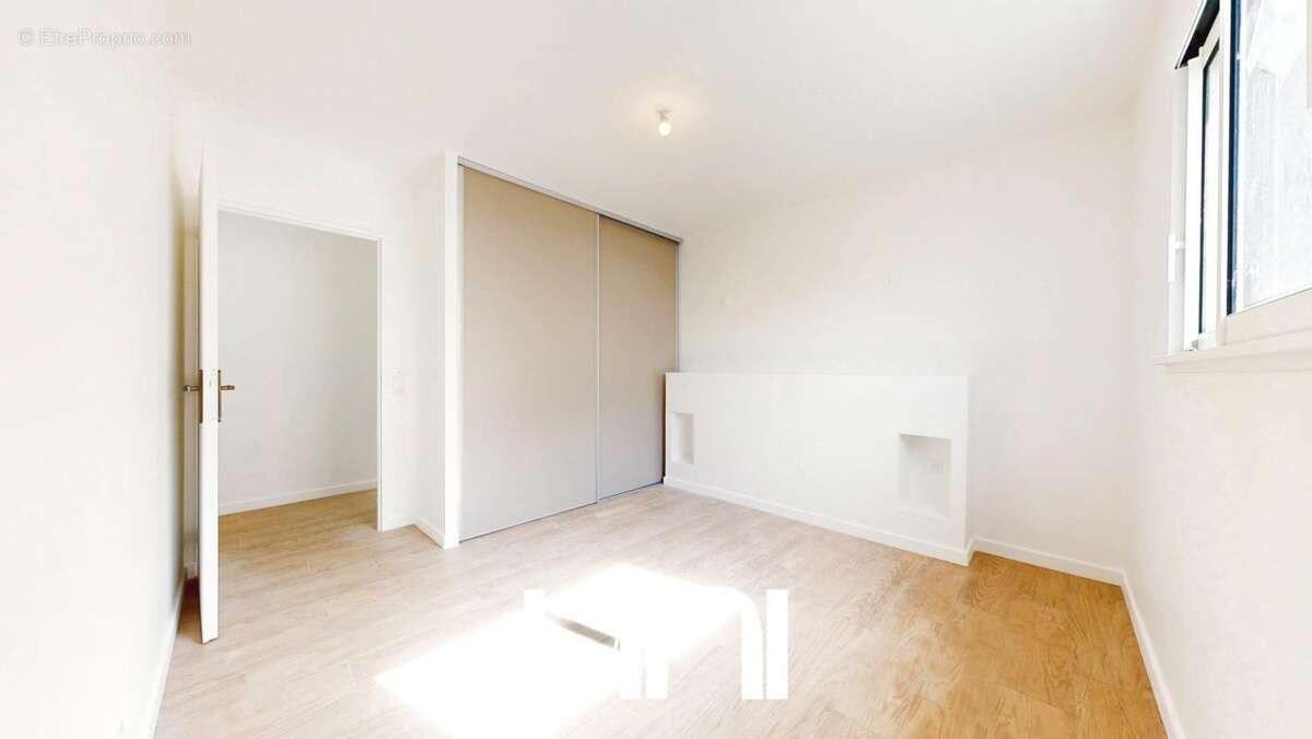 Maison à SOMMERVIEU