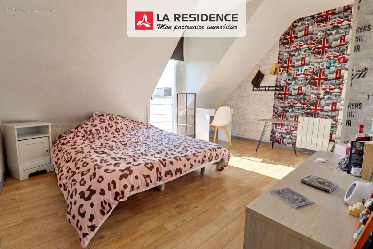 Maison 216 m² à Le Manoir  - photo 9