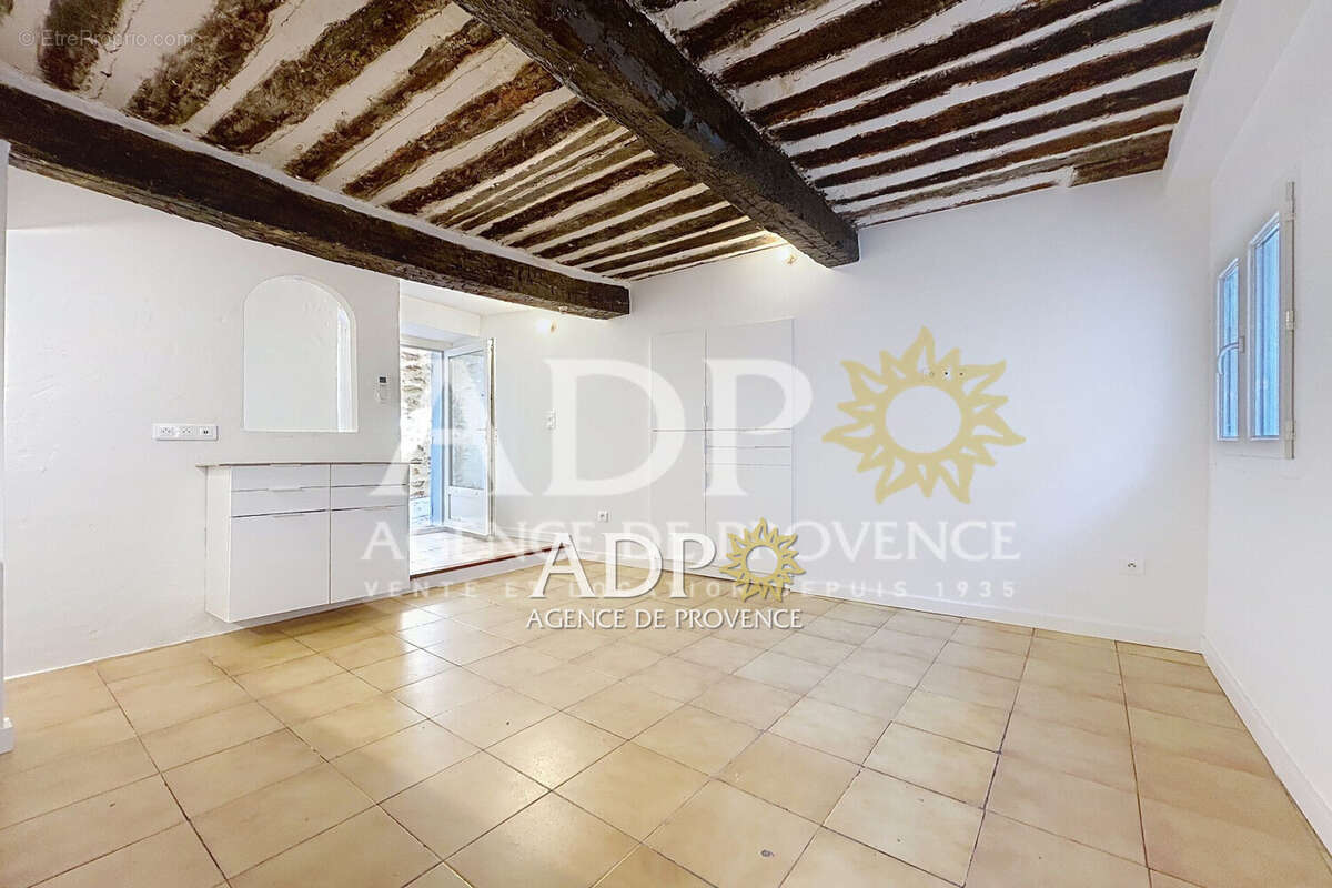 Maison à AURIBEAU-SUR-SIAGNE