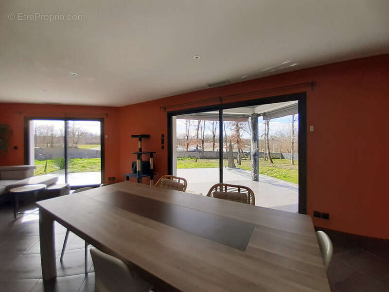 Maison à MONTDOUMERC