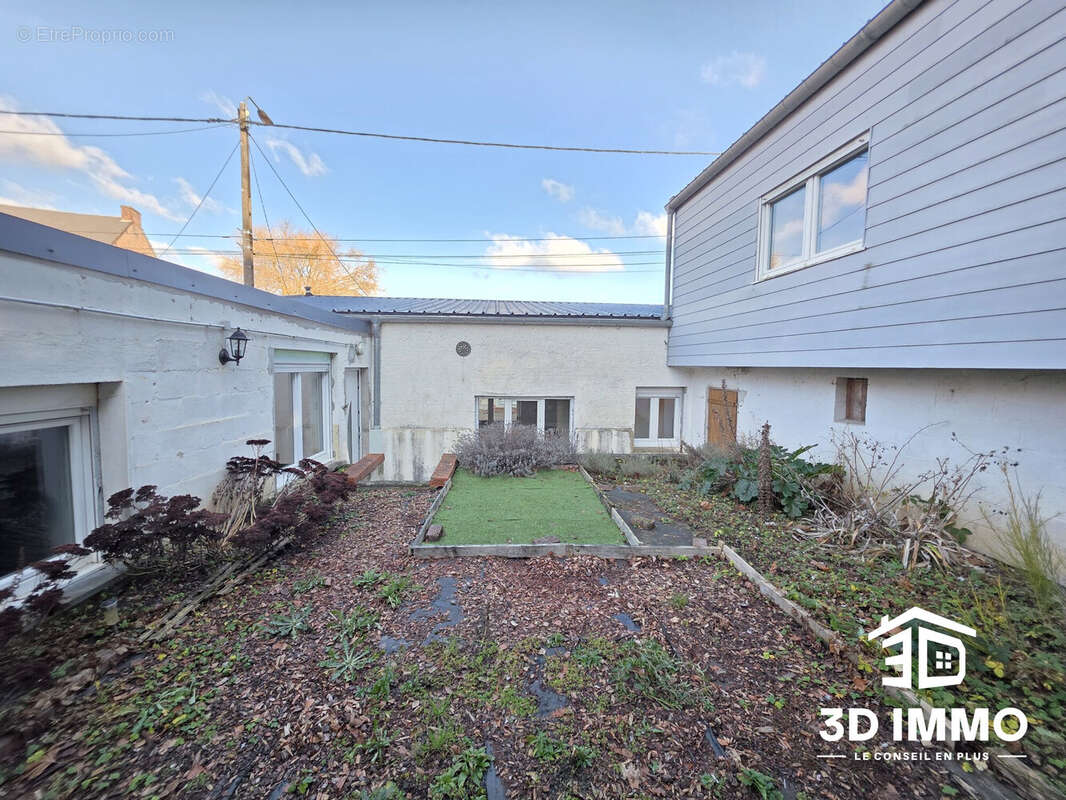 Maison à SAINS-DU-NORD