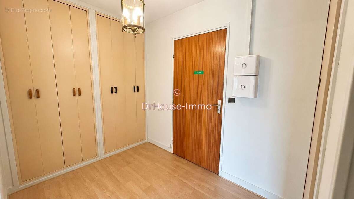 Appartement à MELUN