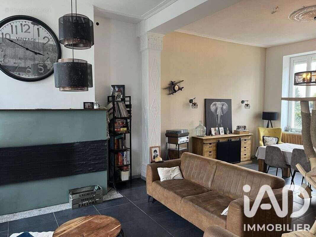 Maison 240 m² à Noeux-Les-Mines  - photo 4