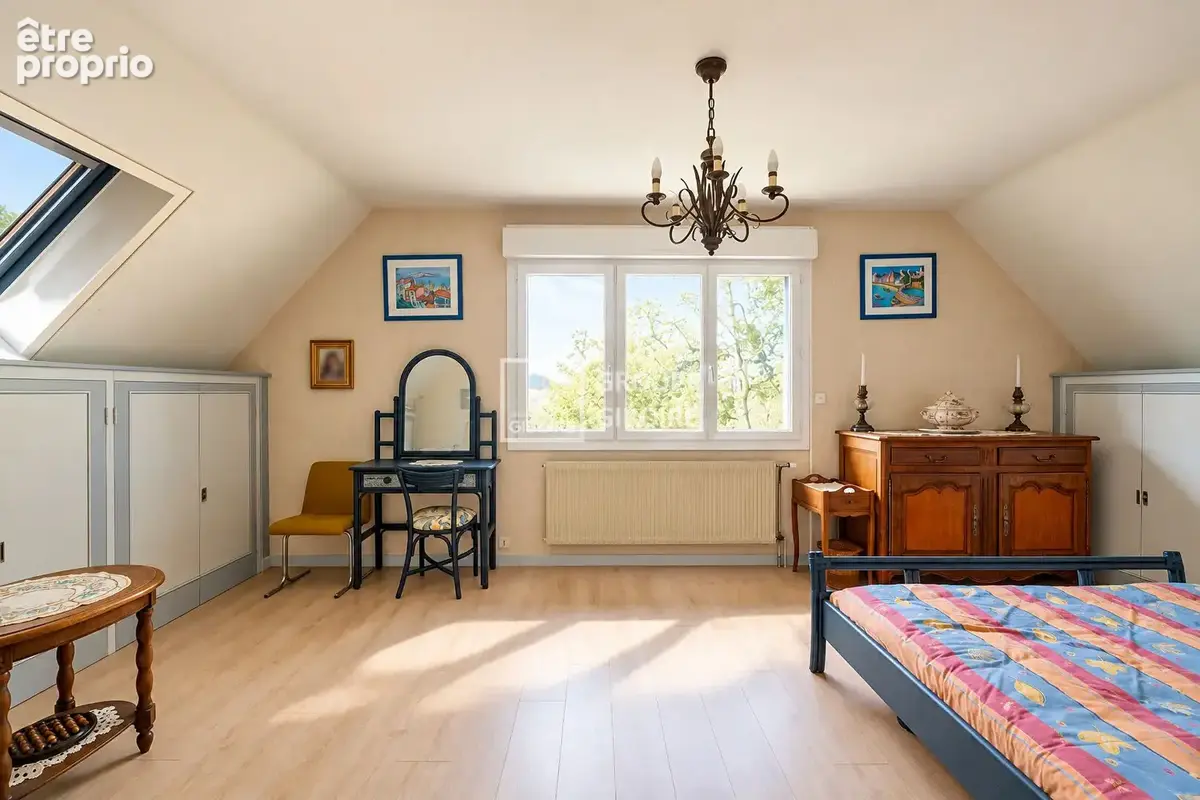 A VENDRE - Agence GIBOIRE de Bruz - Exclusivité - Maison d'architecte de 200 m² au coeur d'un parc paysager de 4 500 m² - Saint  - photo 9
