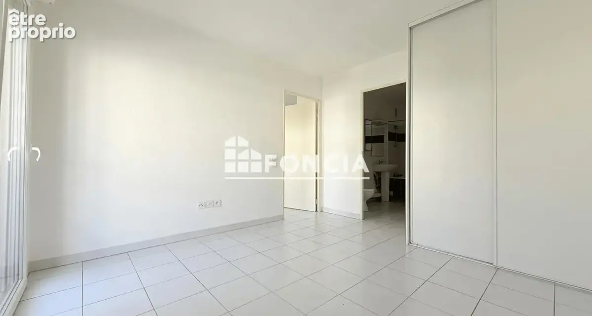 Trés attractif/ t2/1er étage/ ascenseur/ parking - photo 4