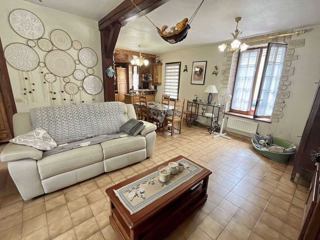 Maison à LIANCOURT