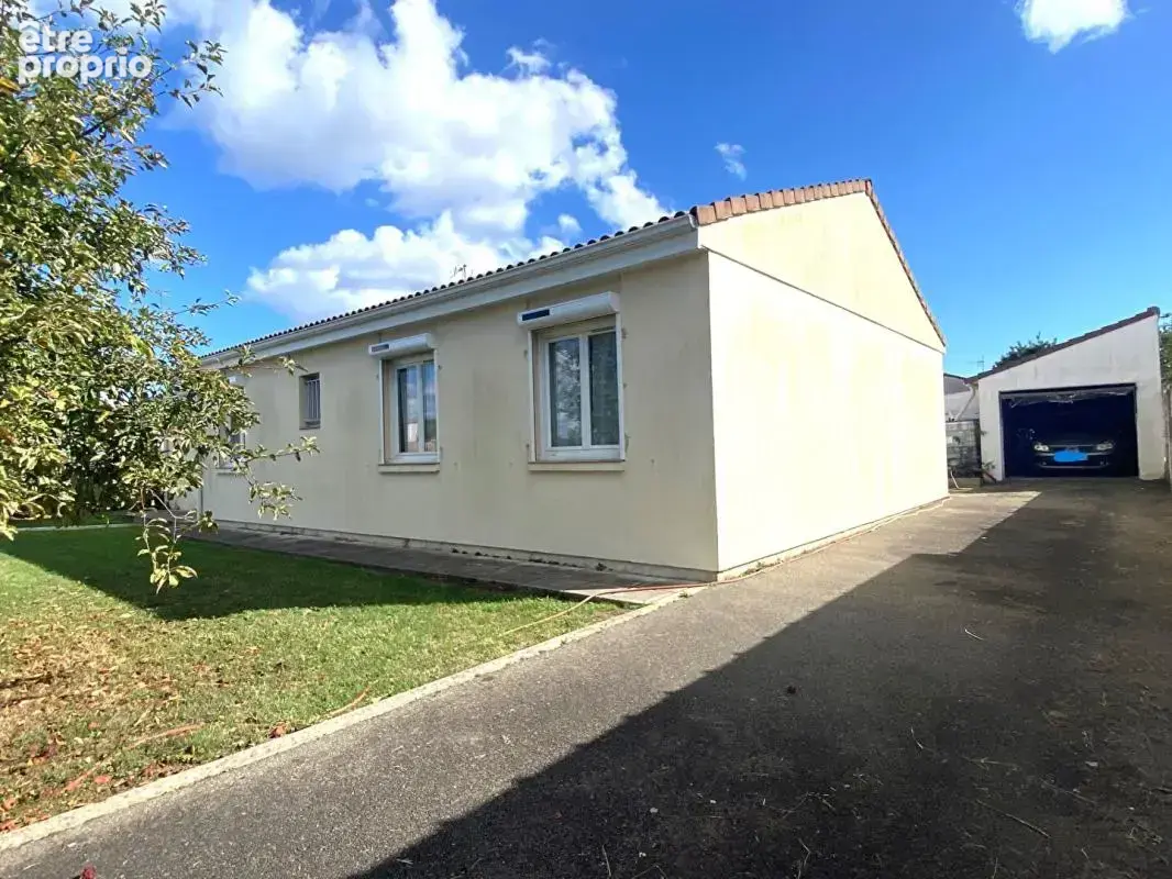 Maison plain pied - 3 chambres 44680 sainte pazanne - budget 270 400  hai - photo 3