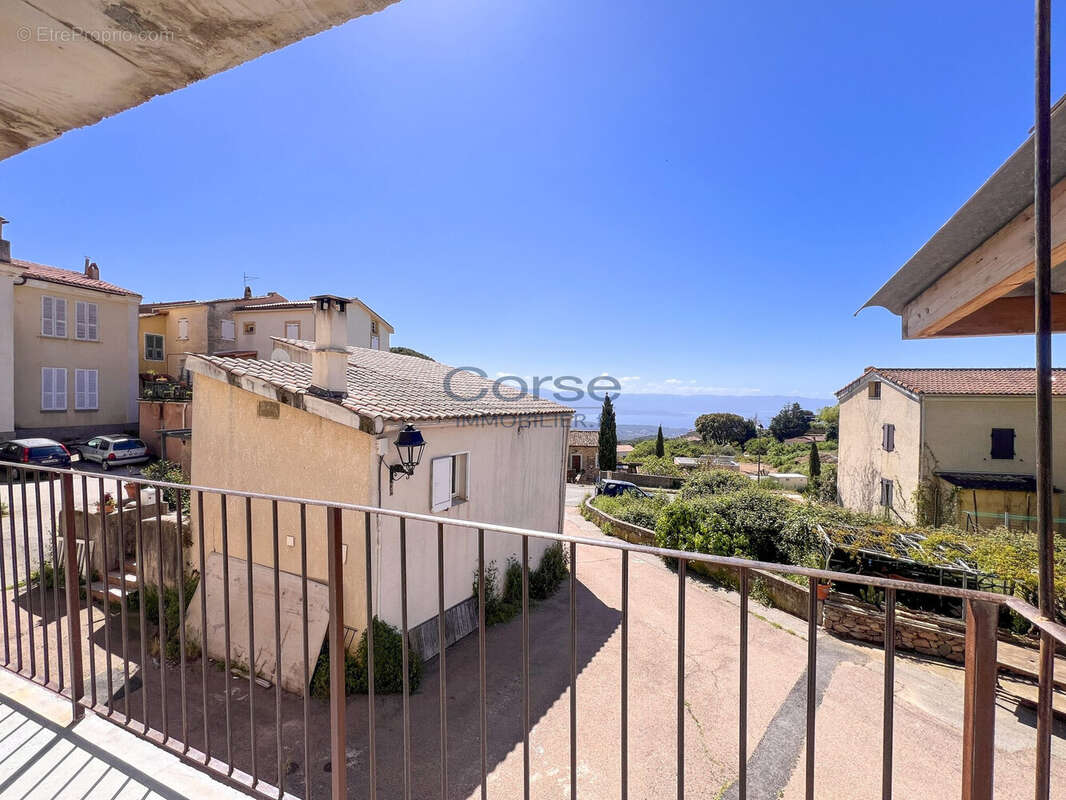 Appartement à ALATA