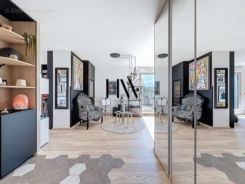 Appartement à ALLONZIER-LA-CAILLE