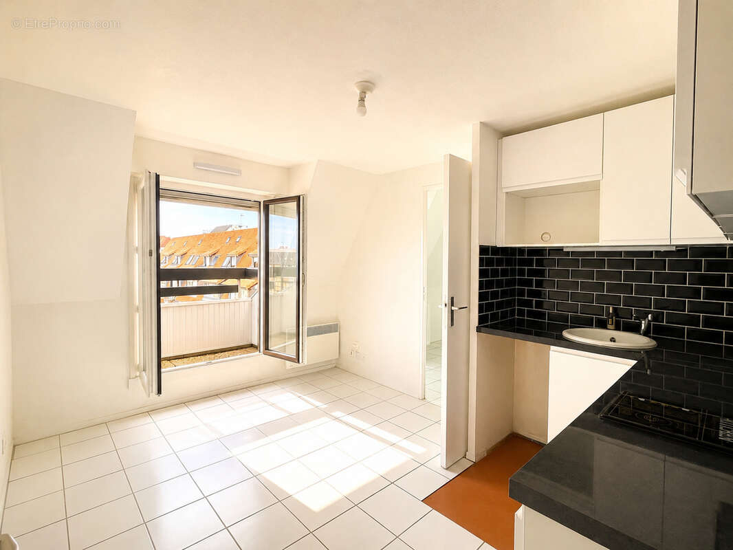 2 pieces vue mer 21,17 m2 + balcon - photo 4