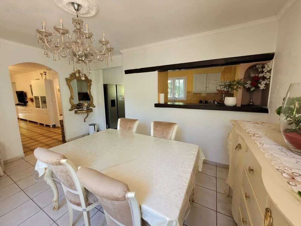 Maison à PEYMEINADE