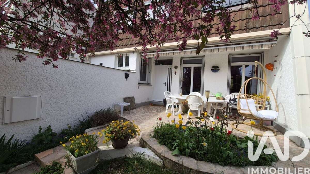 Photo 2 - Maison à POMPONNE