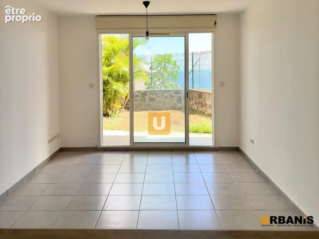Appartement t2 saint denis de 40,60m2 avec jardin privatif - photo 3