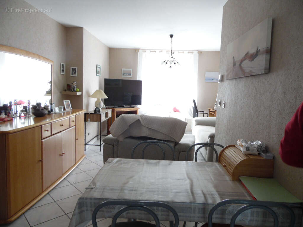 Maison à SENONES