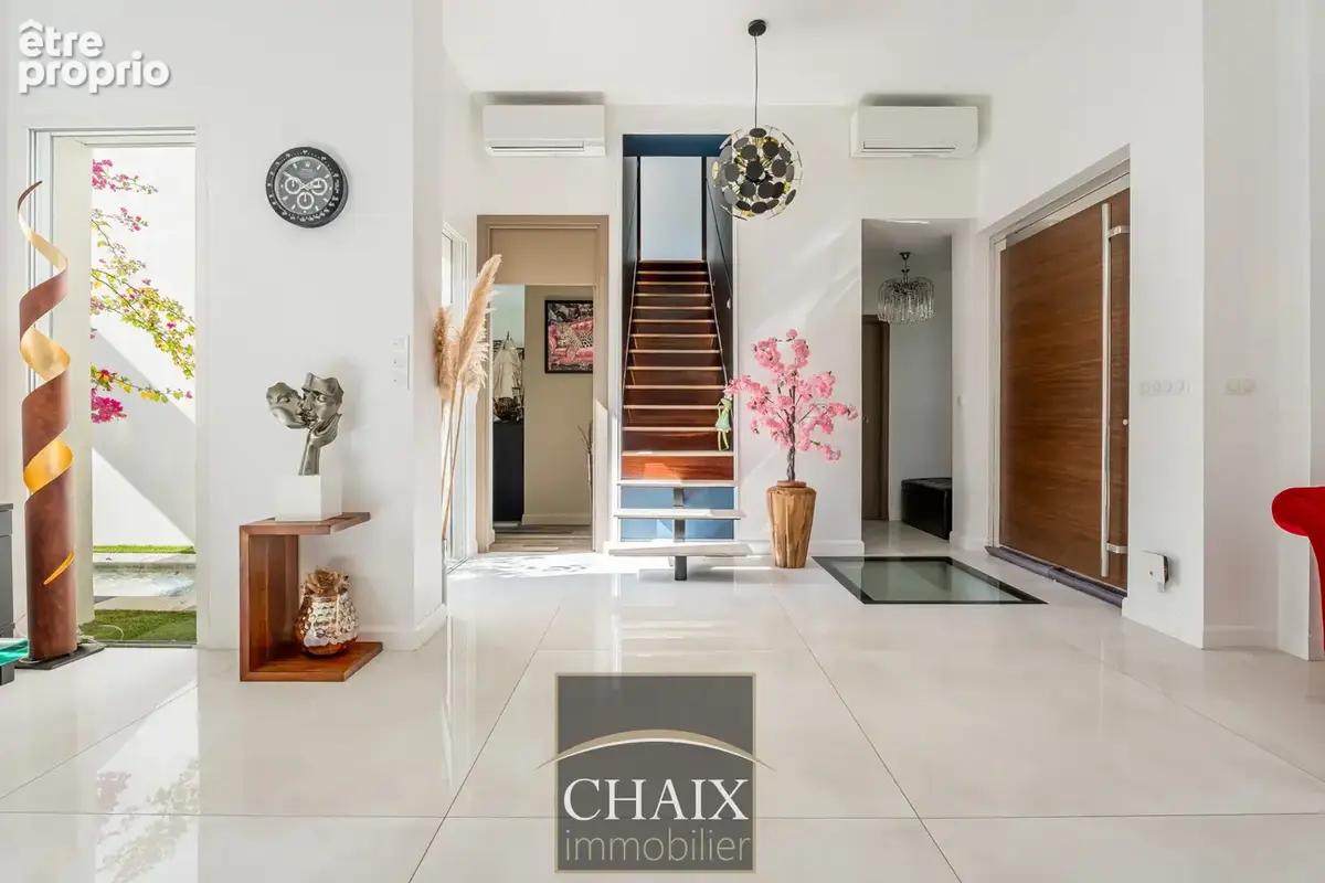 13600 LA CIOTAT - Villa contemporaine haut de gamme avecaccès plage privée - photo 4