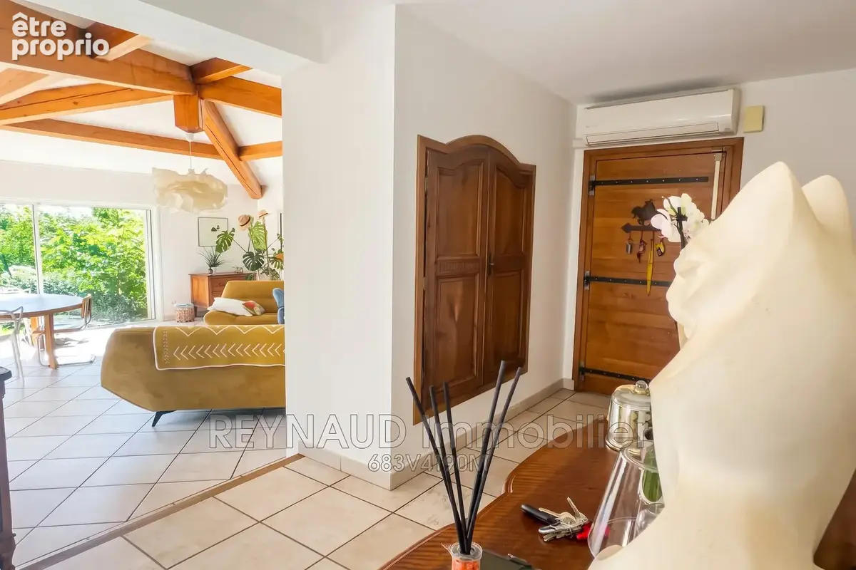 Maison 7 pièces 192 m² à vendre à Clermont-L'herault (34800) - photo 4