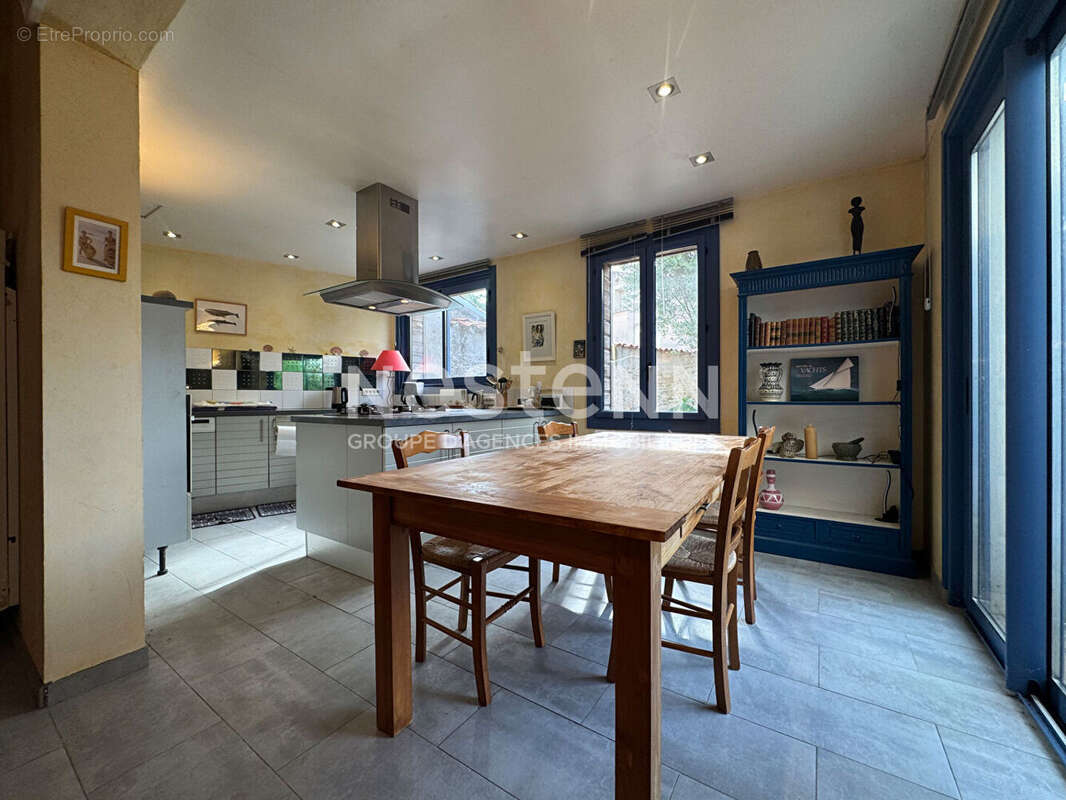 A 12min de Rochefort, Maison 145m² 3 chambres Garage Jardin - photo 2