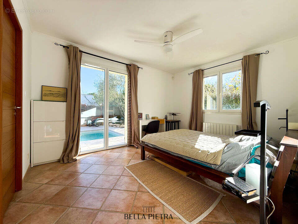 Maison à SAINT-GENIES-DES-MOURGUES