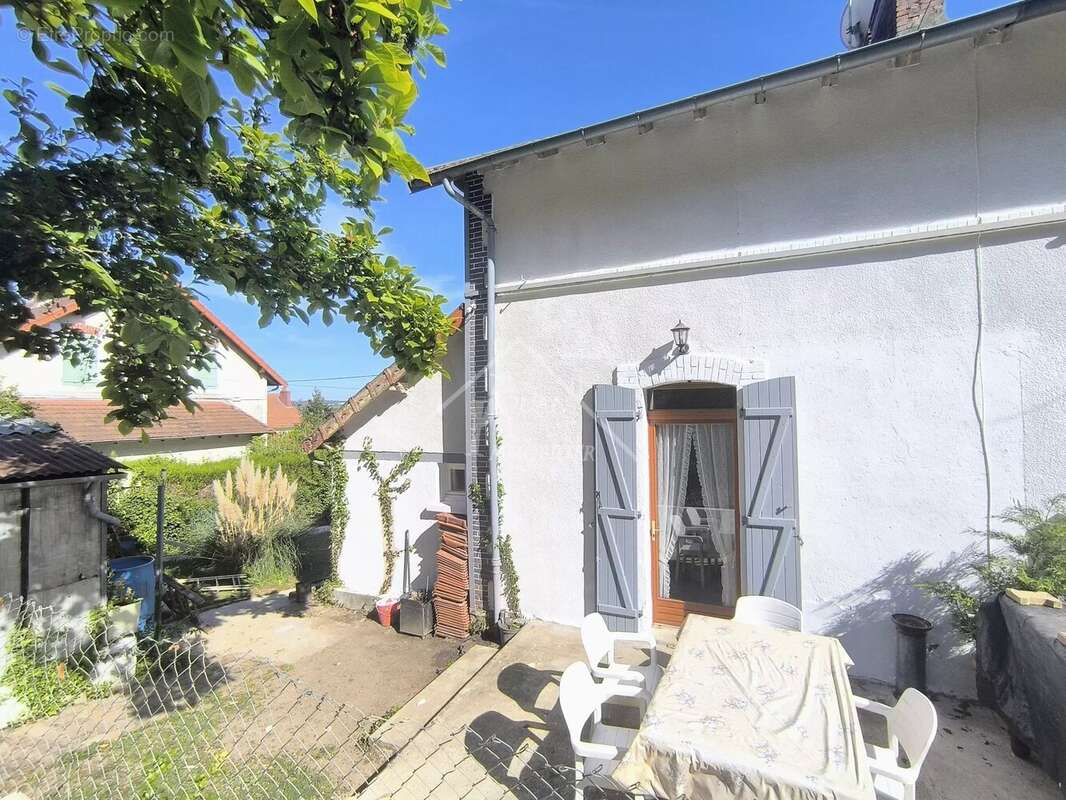 Maison à SAINT-ELOY-LES-MINES