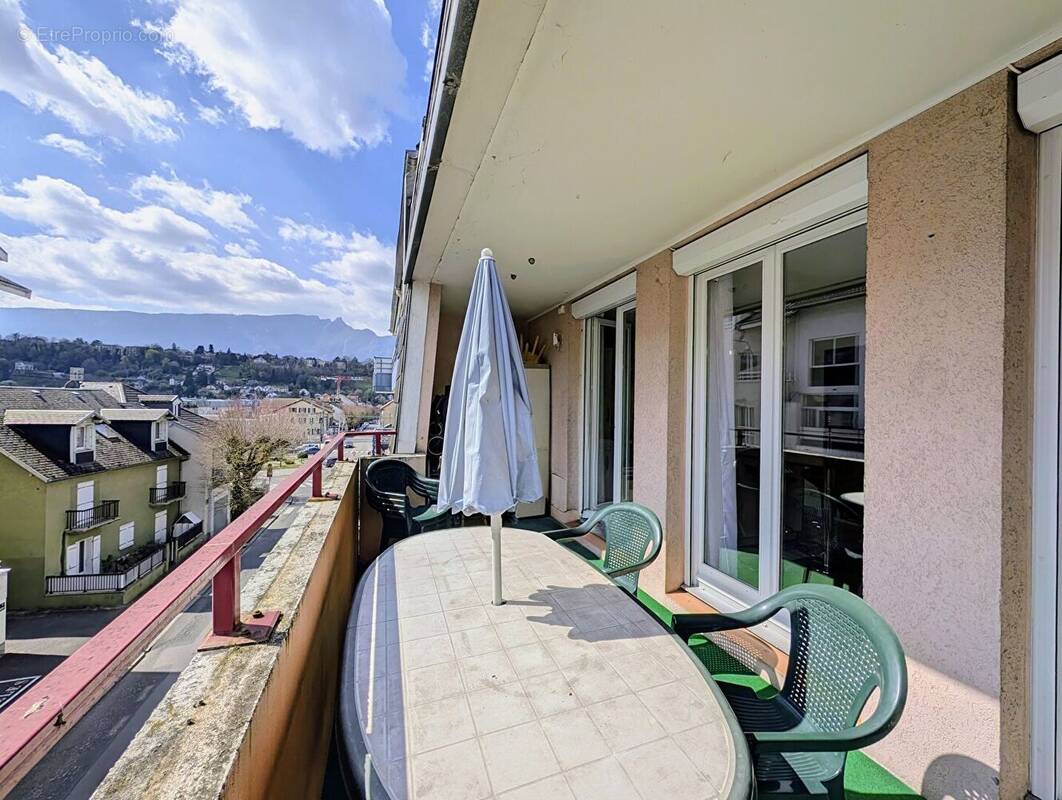 Appartement à AIX-LES-BAINS