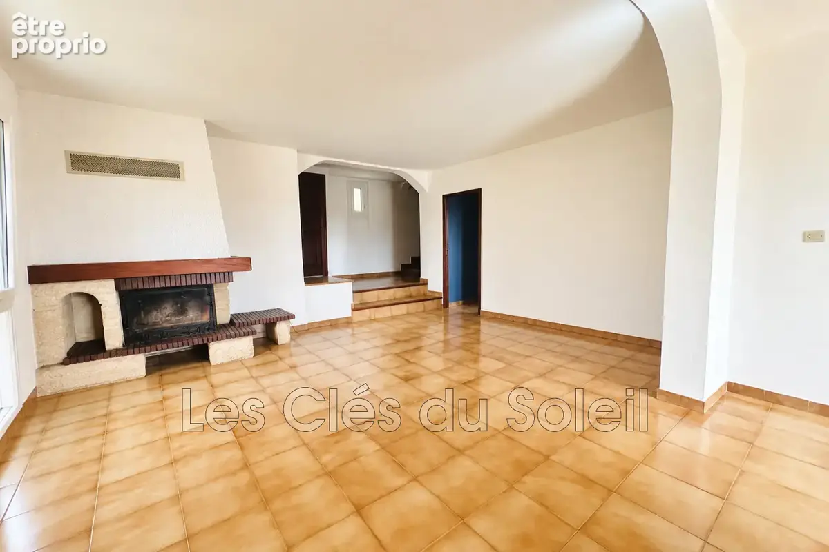 Maison 4 pièces 94 m² à vendre à Toulon (83000) - photo 7