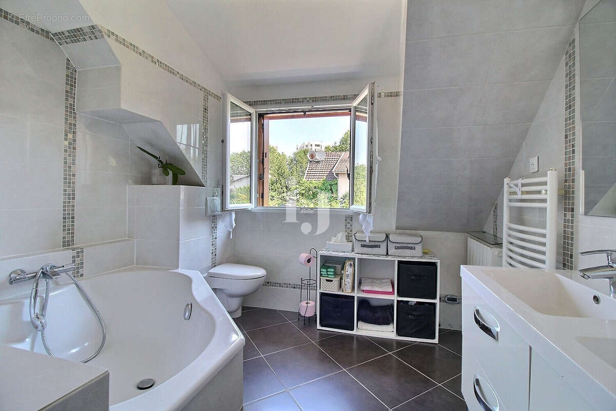 Maison à EPINAY-SUR-SEINE