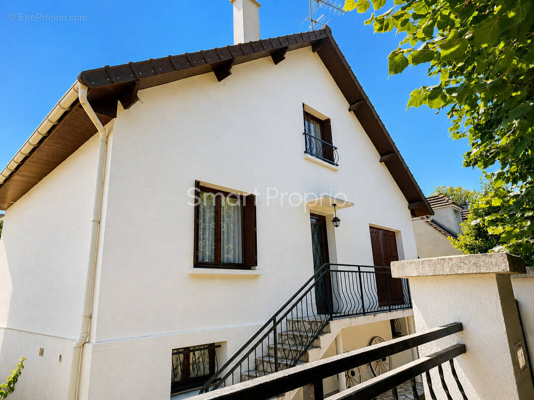 Maison à GOURNAY-SUR-MARNE