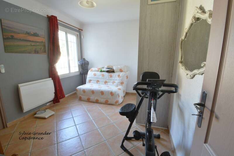 Maison à POURRIERES