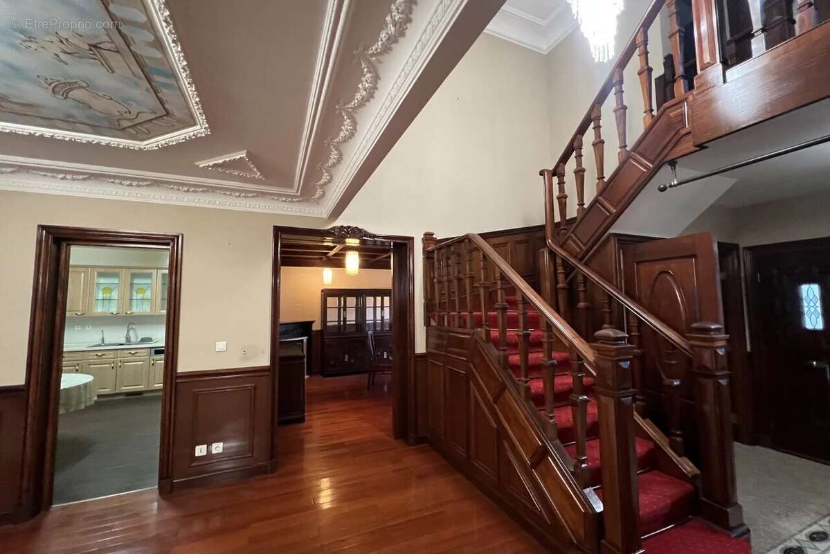 Maison à SAINT-MAUR-DES-FOSSES