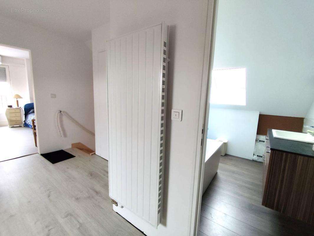 Maison à COURVILLE-SUR-EURE