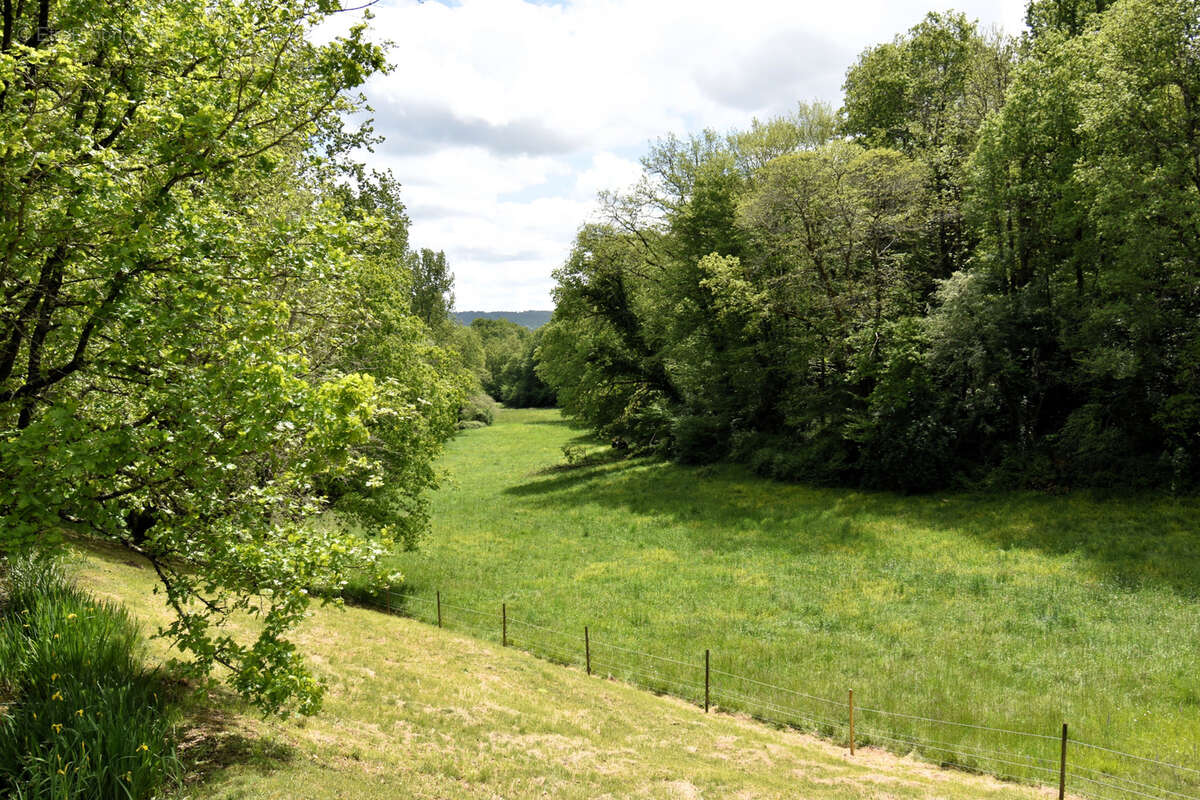 Maison à PUY-L'EVEQUE